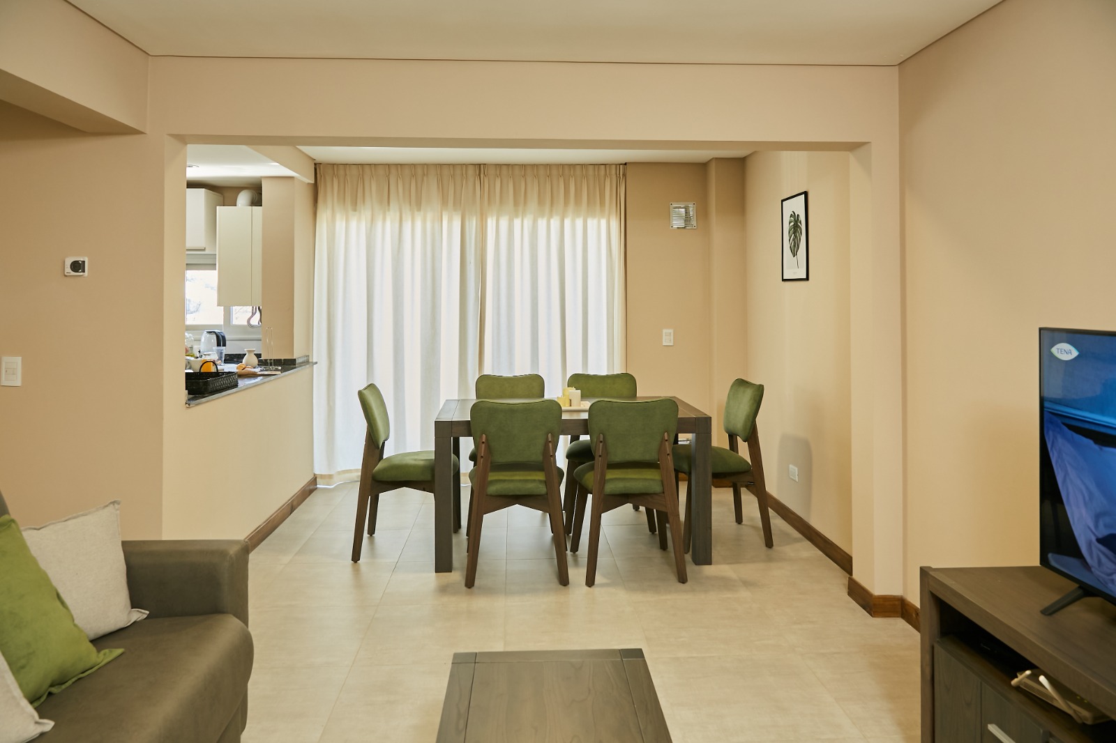 7f2e51e0-da5c-48a3-a6b3-f2d7fd8a9f03