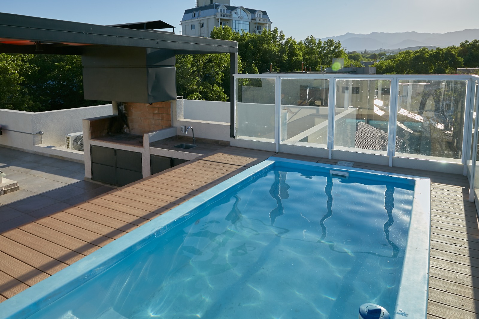 e96fadee-29bf-49f0-8095-a2e231e7d32a